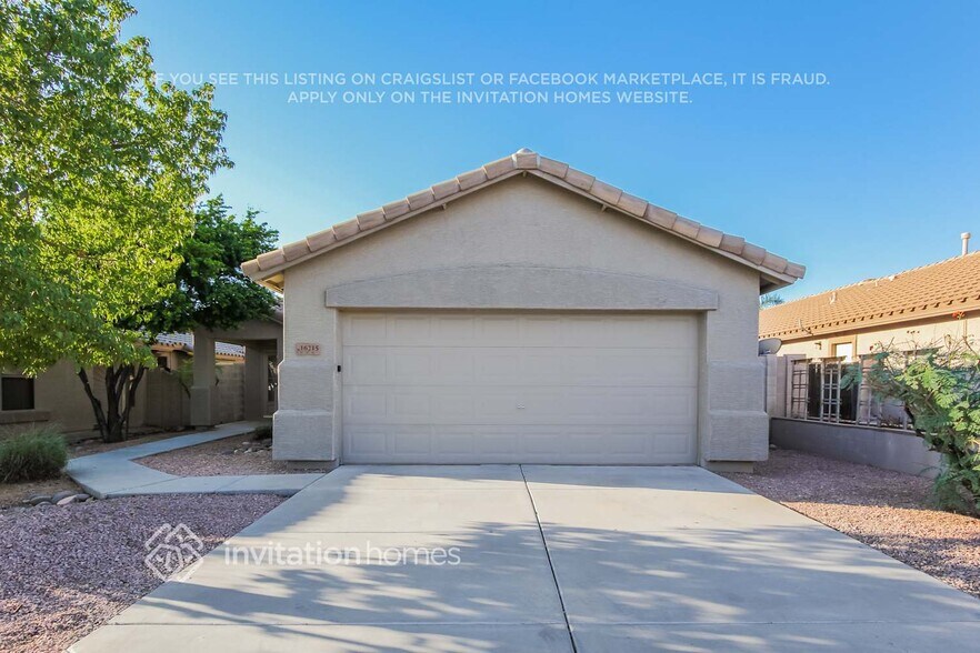 Building Photo - 16215 Los Coyotes St