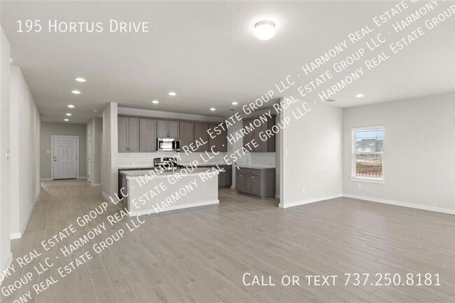 Building Photo - 195 Hortus Dr