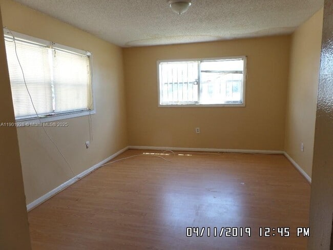 Building Photo - 3610 NW 21st St