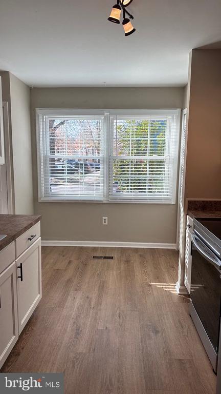 Building Photo - 1649 Forest Hill Ct