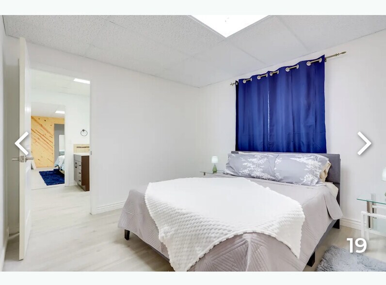 Building Photo - 410 S 36th Ave