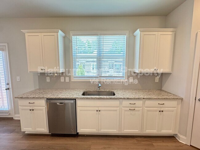 Building Photo - 1592 Gin Blossom Cir