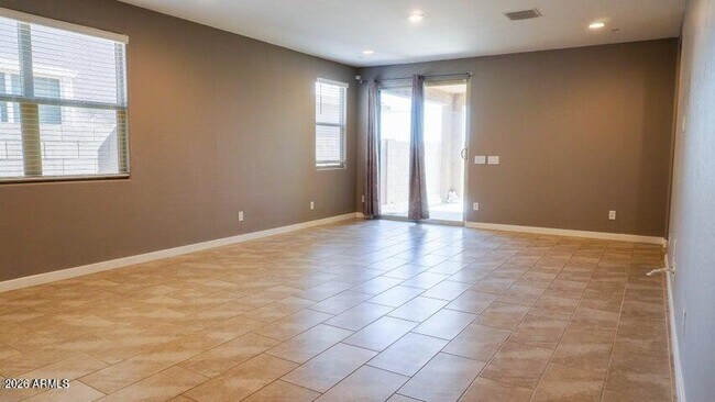 Building Photo - 12369 W Glenn Dr