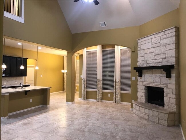 Building Photo - 5827 Chaste Ct