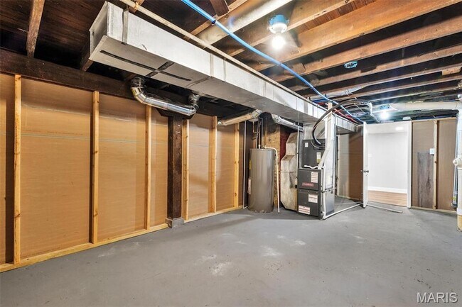 Building Photo - 330 Chambers Rd