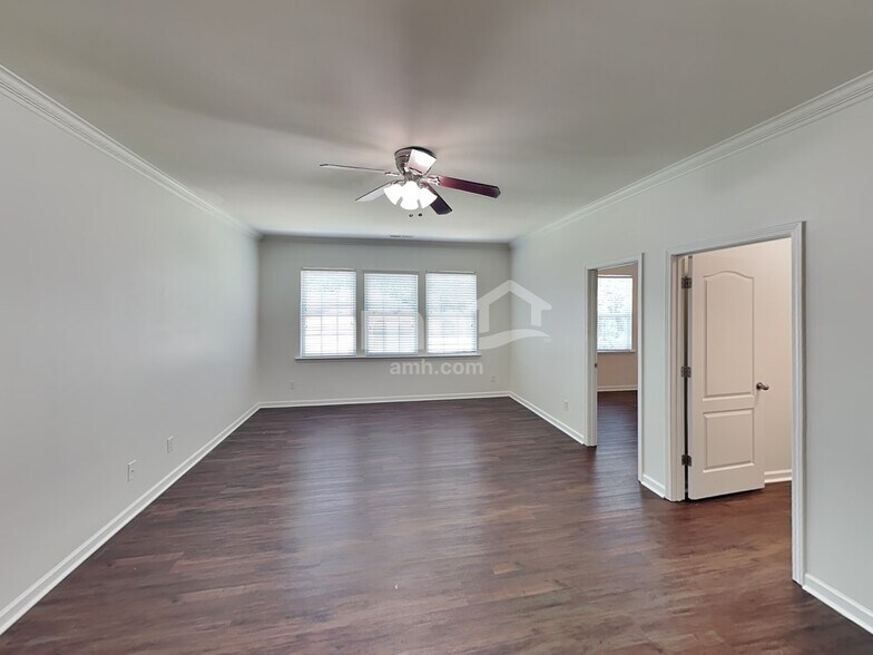 Building Photo - 15105 Carlow Hills Pl