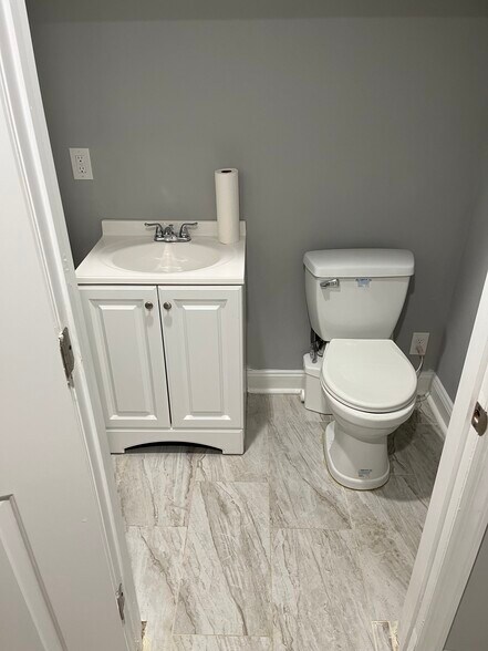 Building Photo - 873 Perkiomen St