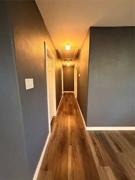 Building Photo - 109 Pecan Cir