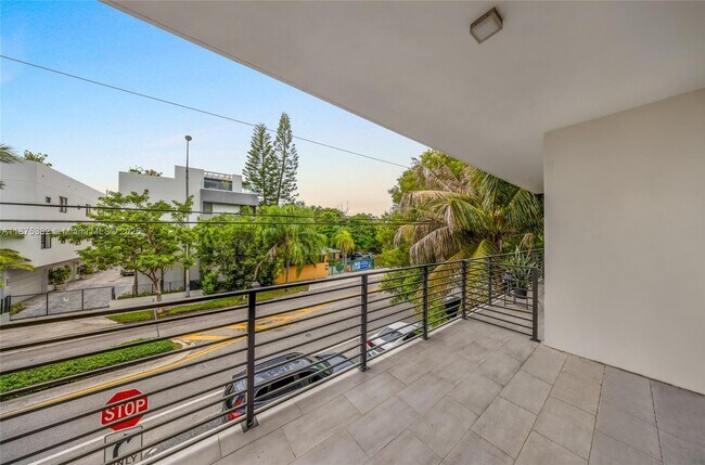 Building Photo - 3265 Bird Ave