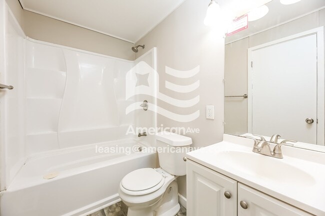 Building Photo - 2305 Standing Springs Rd