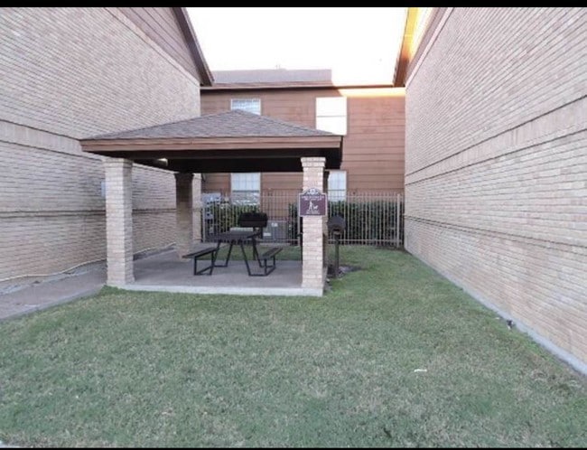 Building Photo - 1752 Tiara Trail