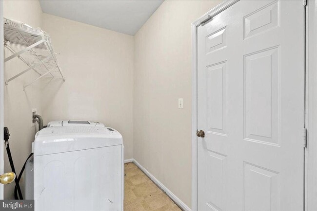 Building Photo - 14578 General Washington Dr