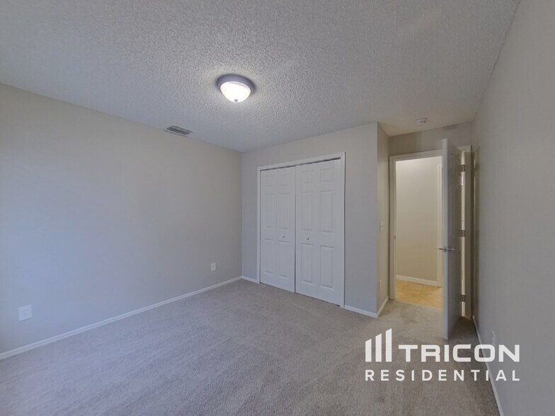Building Photo - 10440 Coconut Grove Ln