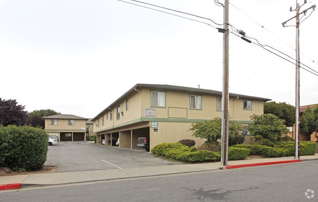 Primary Photo - Ridgeview Apartments