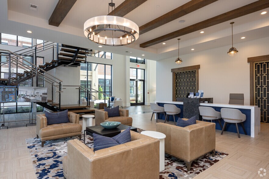 Primary Photo - Heights at Sawnee Village