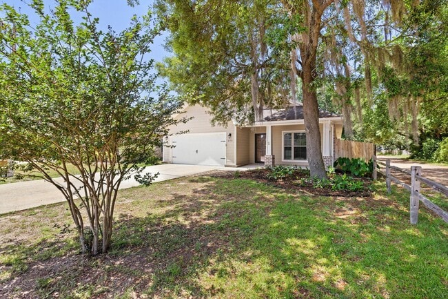 Building Photo - 8393 New Orleans Ct