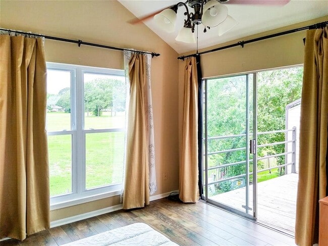 Building Photo - 16210 Seahorse Dr