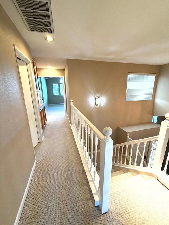 Building Photo - Beautiful 2-Story Home in the highly sought after Stanford Ranch community!