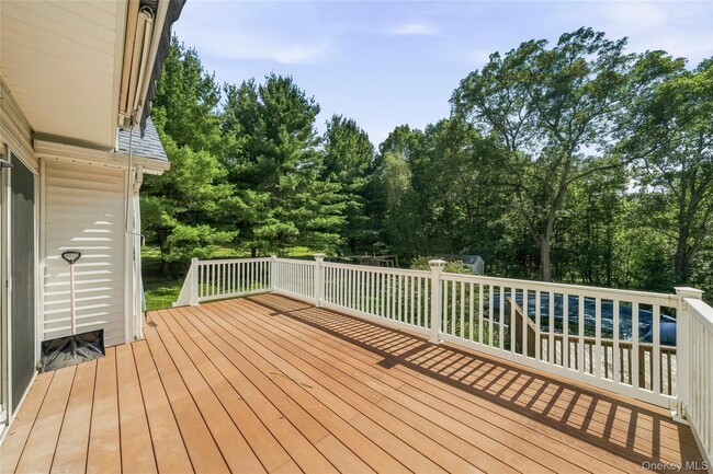 Building Photo - 35 Cunningham Dr