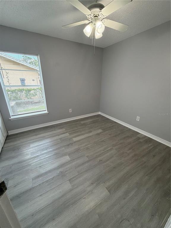 Building Photo - 404 San Gabriel St