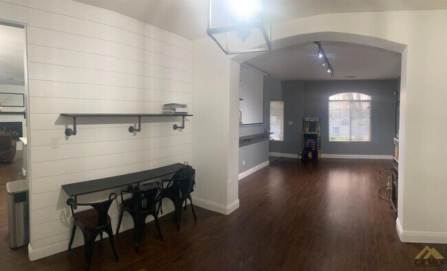 Building Photo - Coming Soon!