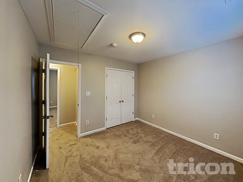 Building Photo - 3673 Watkins Ridge Ct