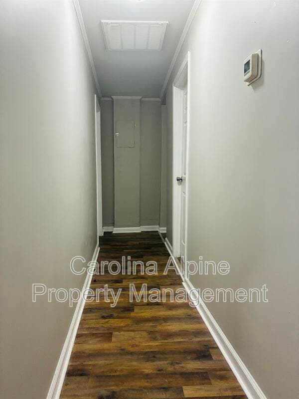 Building Photo - 905 Wilmouth St