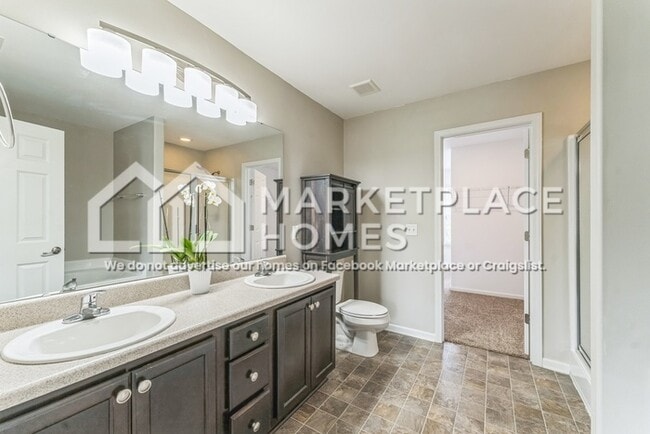 Building Photo - 517 Windsong Dr