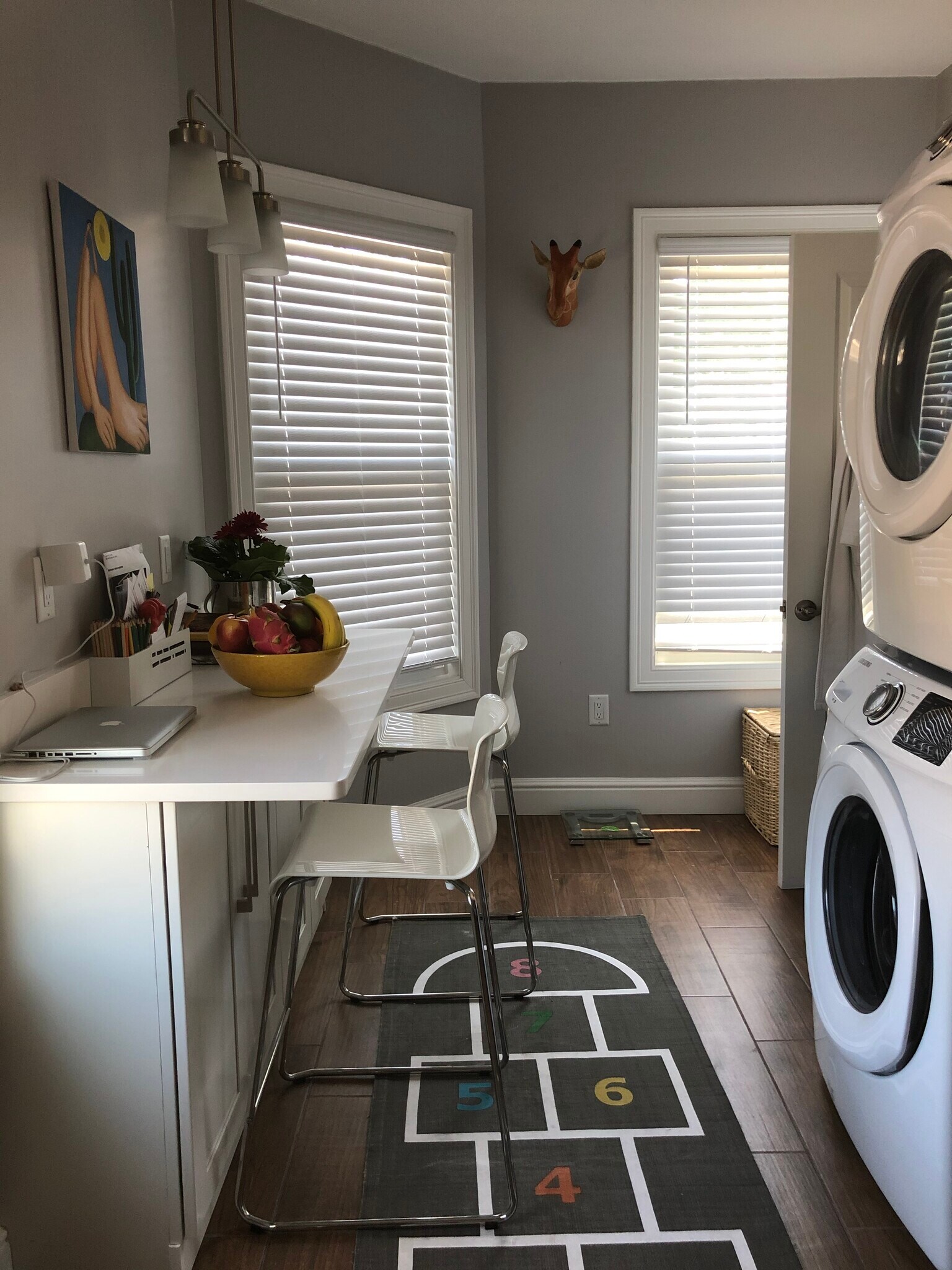 Building Photo - 224 Main St