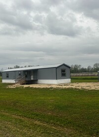 Building Photo - 105 Co Rd 230