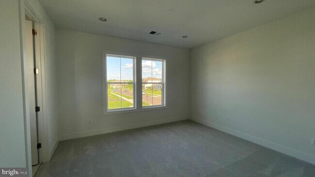 Building Photo - 24827 Yellow Poplar Pl
