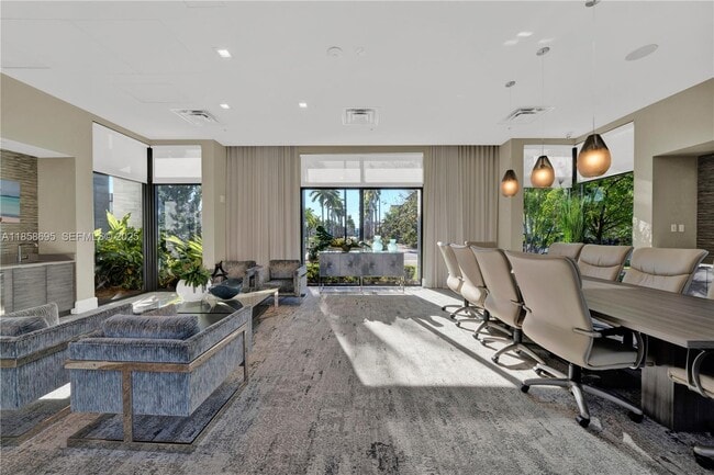 Building Photo - 4413 NW 83rd Path