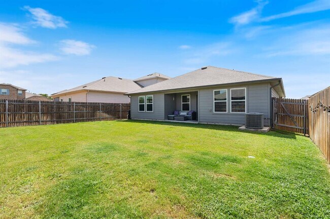 Building Photo - 6108 Montrelia Dr