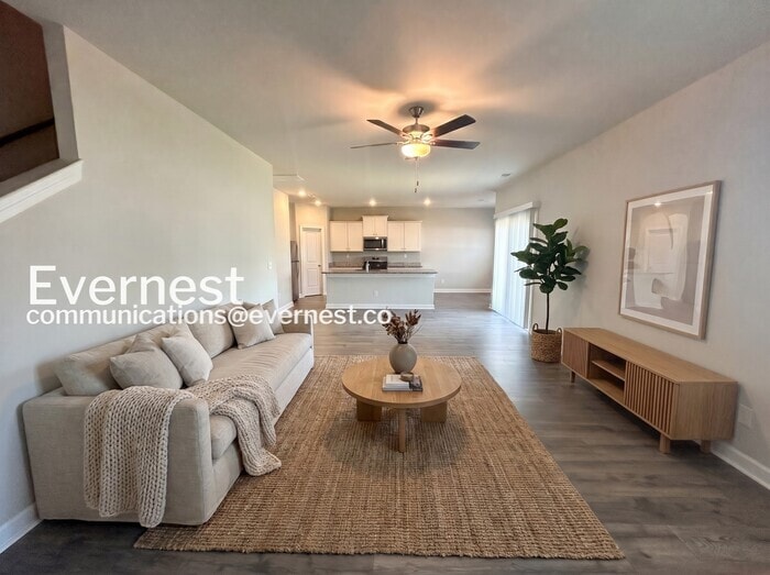 Building Photo - 2340 Valverde Wy