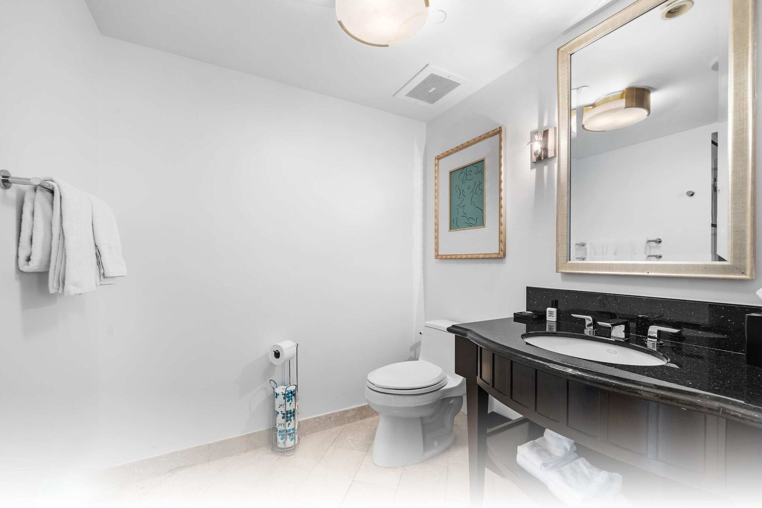 Building Photo - 4391 Collins Ave