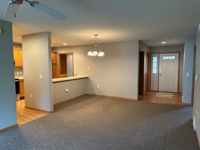 Building Photo - 418 New Age Cir