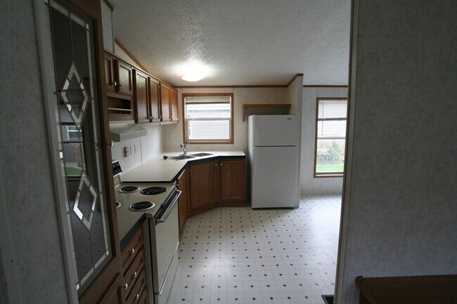 Building Photo - 2709 Crab Tree St