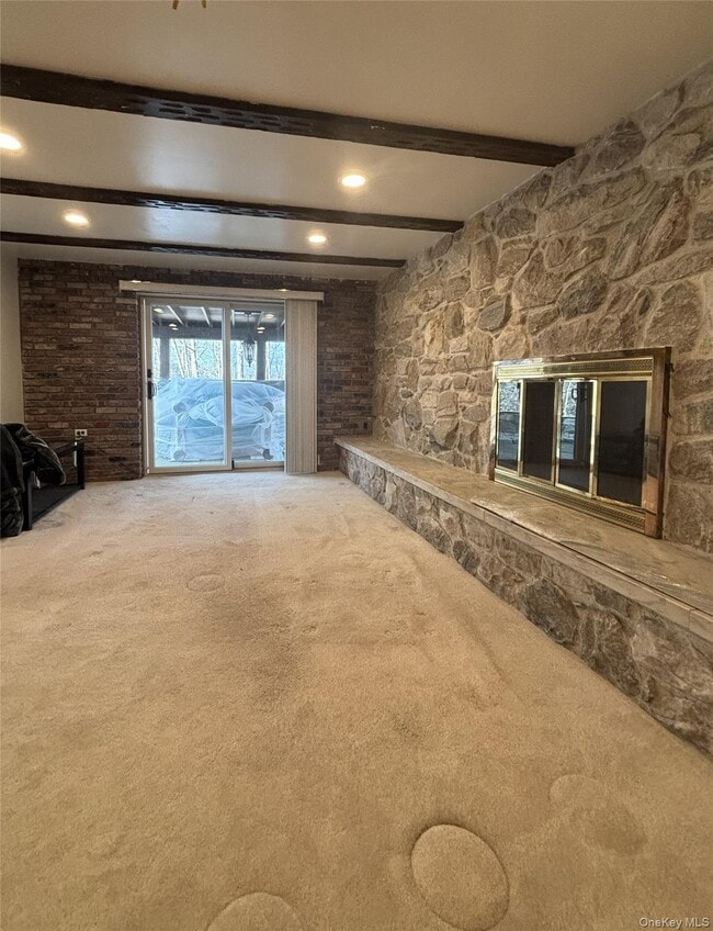 Building Photo - 2355 Vista Ct