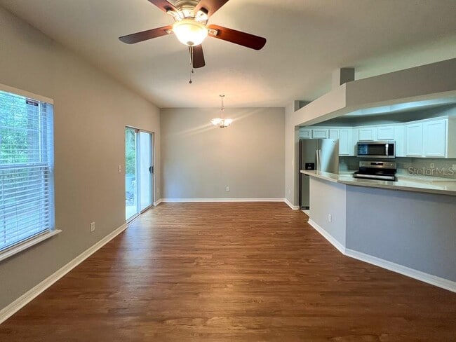 Building Photo - 5048 NW 1st Pl