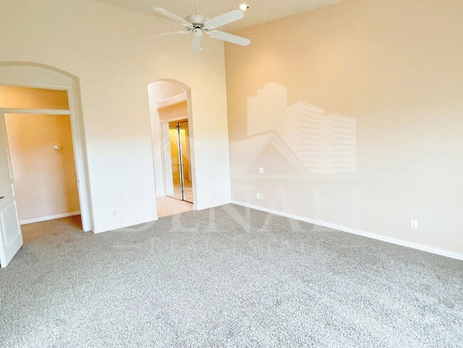 Building Photo - 16044 E Sunflower Dr