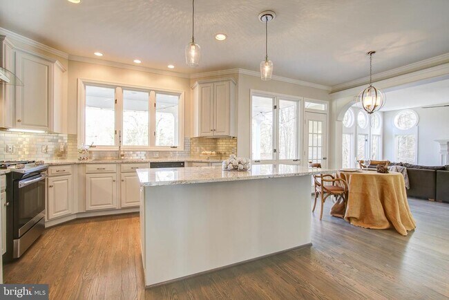 Building Photo - 710 Parrish Farm Ln