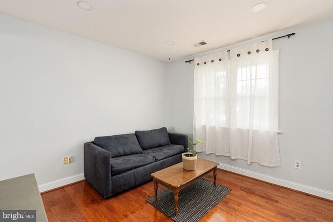 Building Photo - 2160 Veenendaal Ct