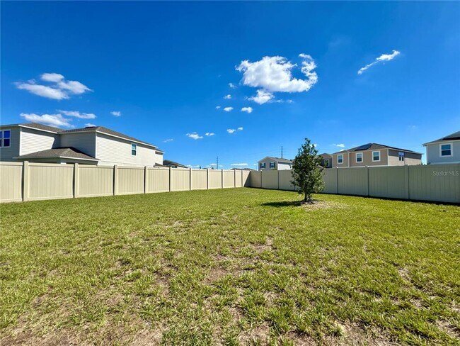 Building Photo - 337 Wayland Dr