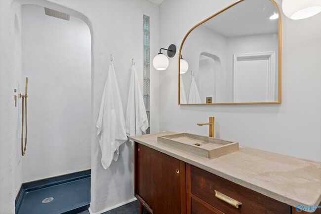 Building Photo - 223 Cypress Creek Dr