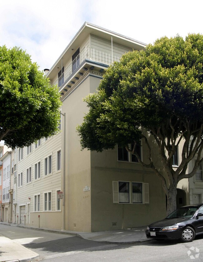 Building Photo - 374-378 Lombard St
