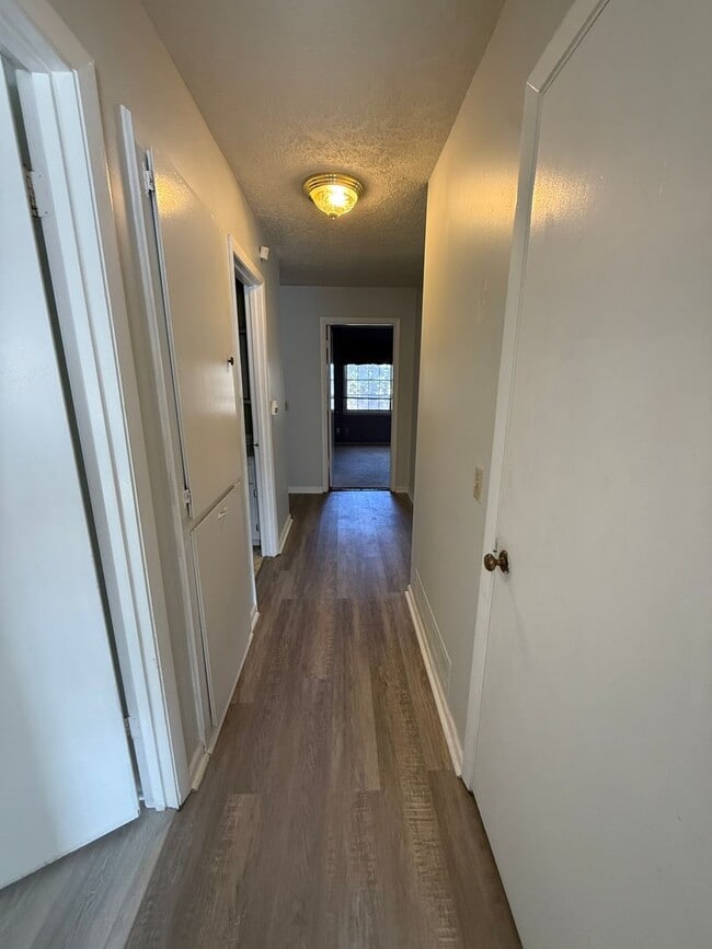 Building Photo - 706 Tibet Ave