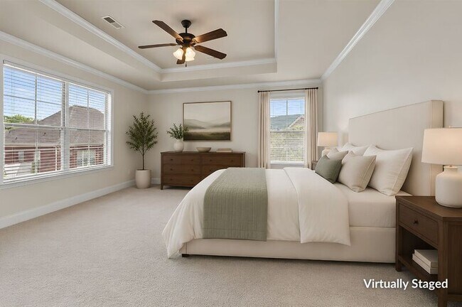 Building Photo - 2525 Millwood Cir SE