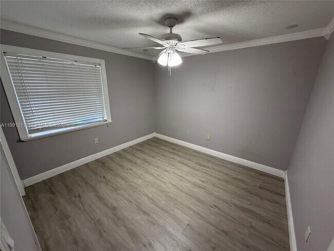 Building Photo - 6854 NW 173rd Dr