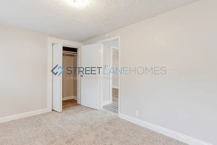Building Photo - 4106 Delaware St