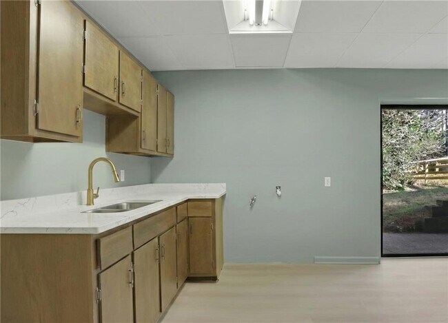 Building Photo - 600 Rounsaville Rd